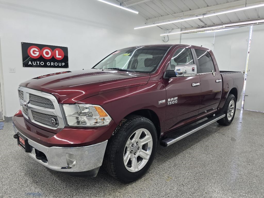 RAM 1500 Lone Star 4x2 Crew Cab 5'7" Box 2018 RAM 1500 Lone Star 4x2 Crew Cab 5'7" Box 2018