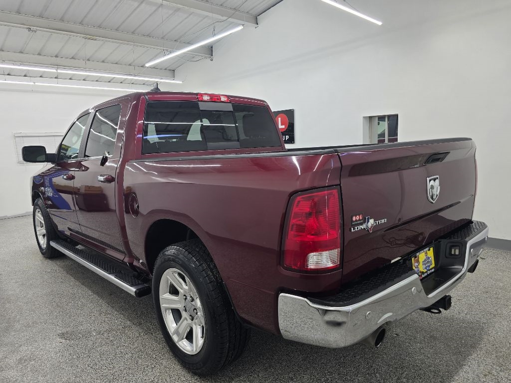 RAM 1500 Lone Star 4x2 Crew Cab 5'7" Box 2018 RAM 1500 Lone Star 4x2 Crew Cab 5'7" Box 2018
