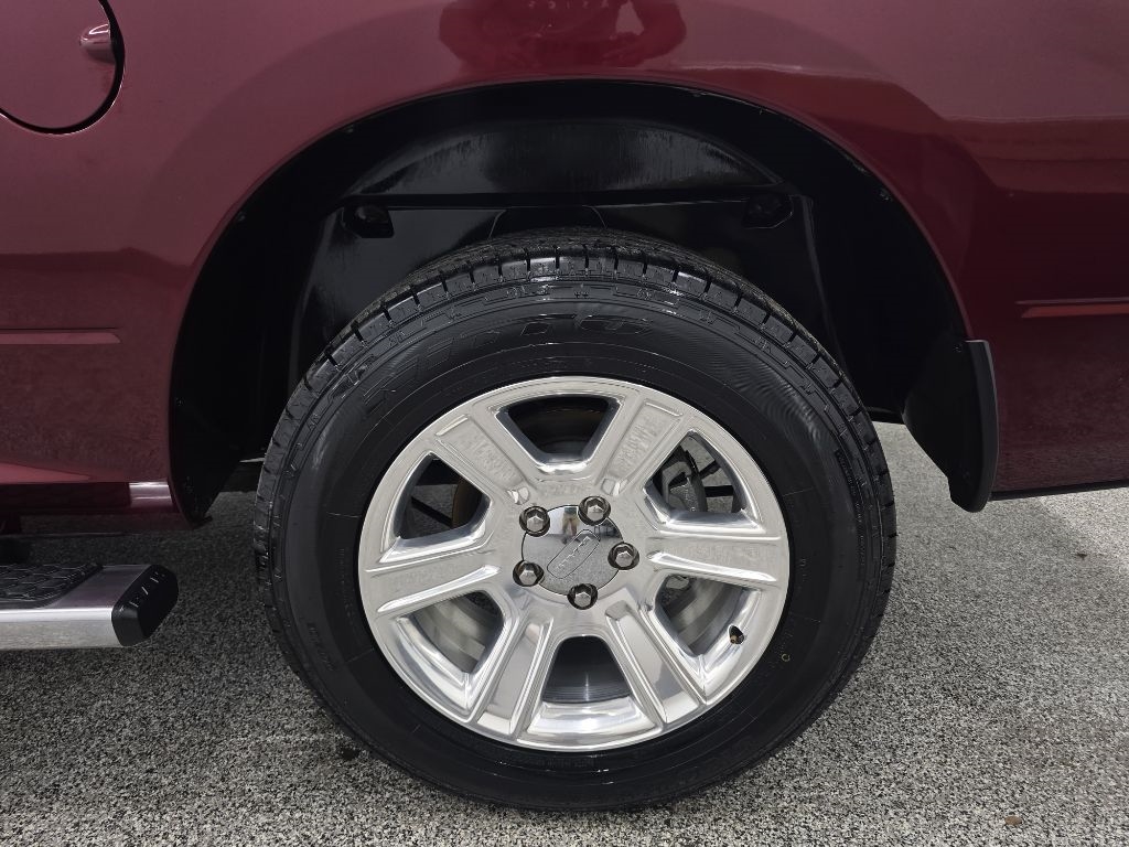 RAM 1500 Lone Star 4x2 Crew Cab 5'7" Box 2018 RAM 1500 Lone Star 4x2 Crew Cab 5'7" Box 2018