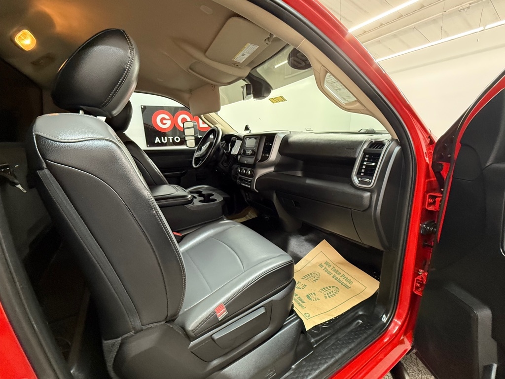 RAM 3500 Tradesman Regular Cab 2WD 2020 RAM 3500 Tradesman Regular Cab 2WD 2020