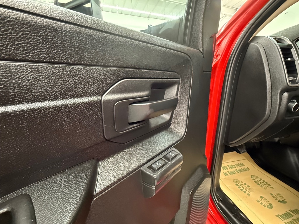 RAM 3500 Tradesman Regular Cab 2WD 2020 RAM 3500 Tradesman Regular Cab 2WD 2020