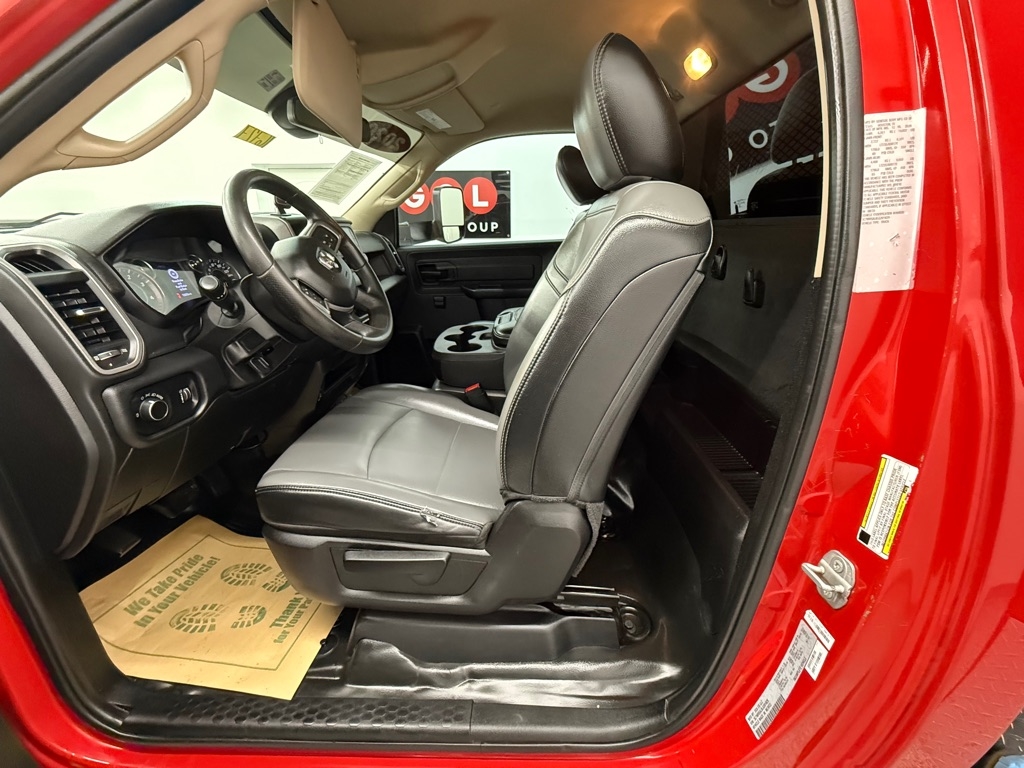 RAM 3500 Tradesman Regular Cab 2WD 2020 RAM 3500 Tradesman Regular Cab 2WD 2020