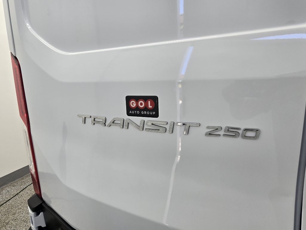 2020 Ford Transit Van photo 4