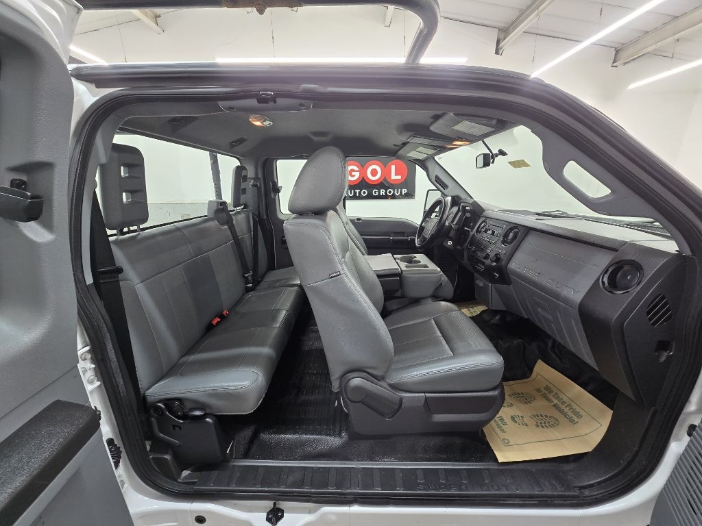 Ford F-350 SD XL SuperCab 2WD 2016