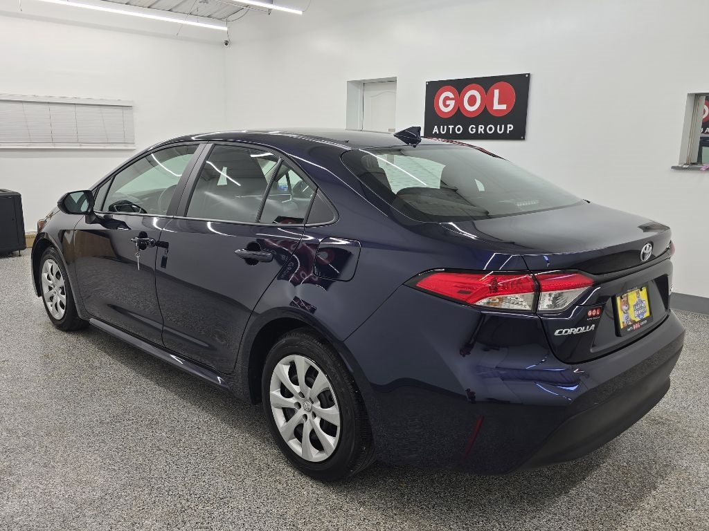2025 Toyota Corolla LE photo 4