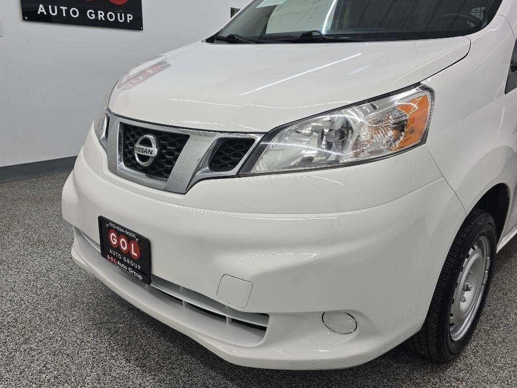 2020 Nissan NV200 SV - Photo 7