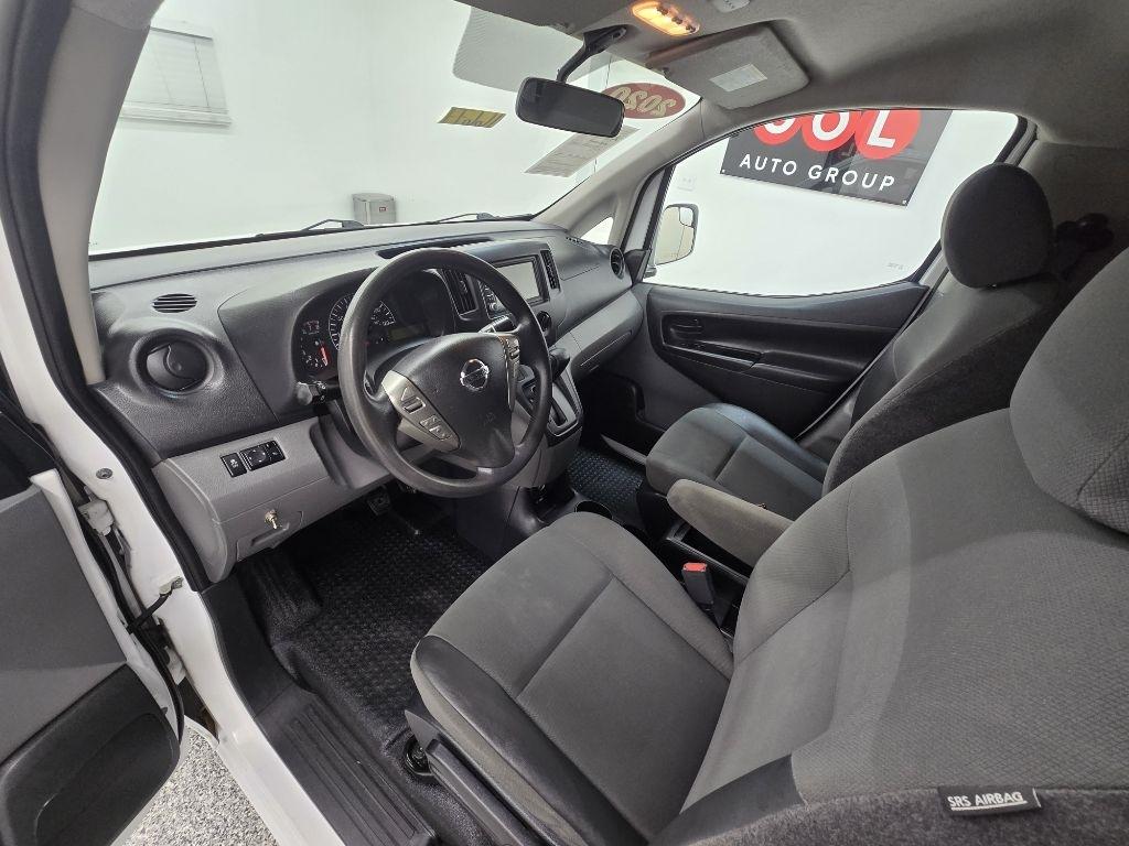 2020 Nissan NV200 SV - Photo 10