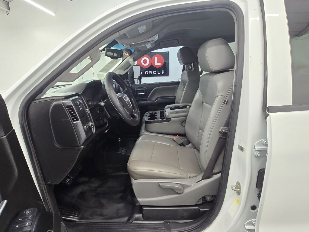 GMC Sierra 2500HD Base Crew Cab 4WD 2017