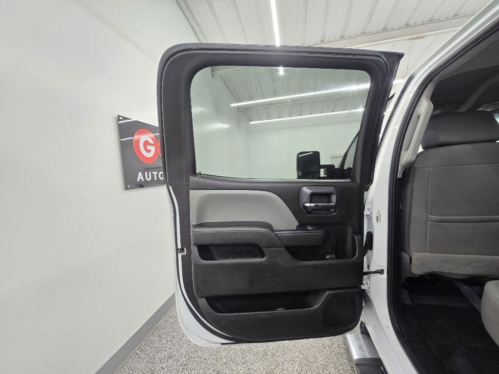 GMC Sierra 2500HD Base Crew Cab 4WD 2017