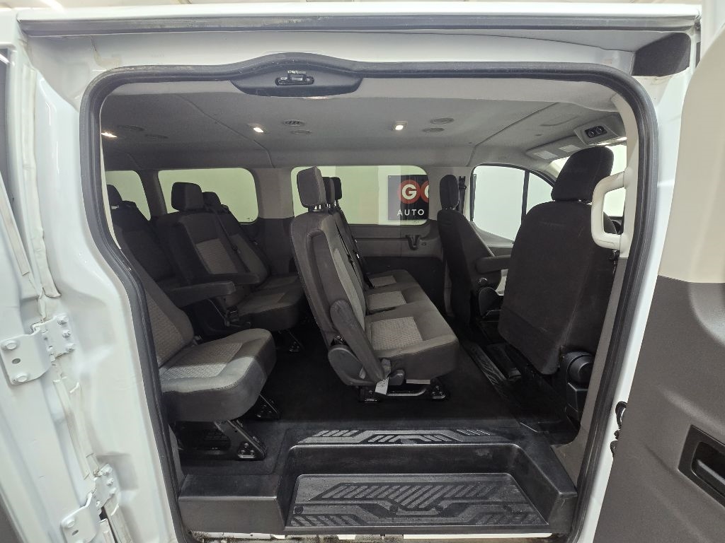 Ford Transit 350 Wagon Low Roof XLT 60/40 Pass. 148-in. WB 2021