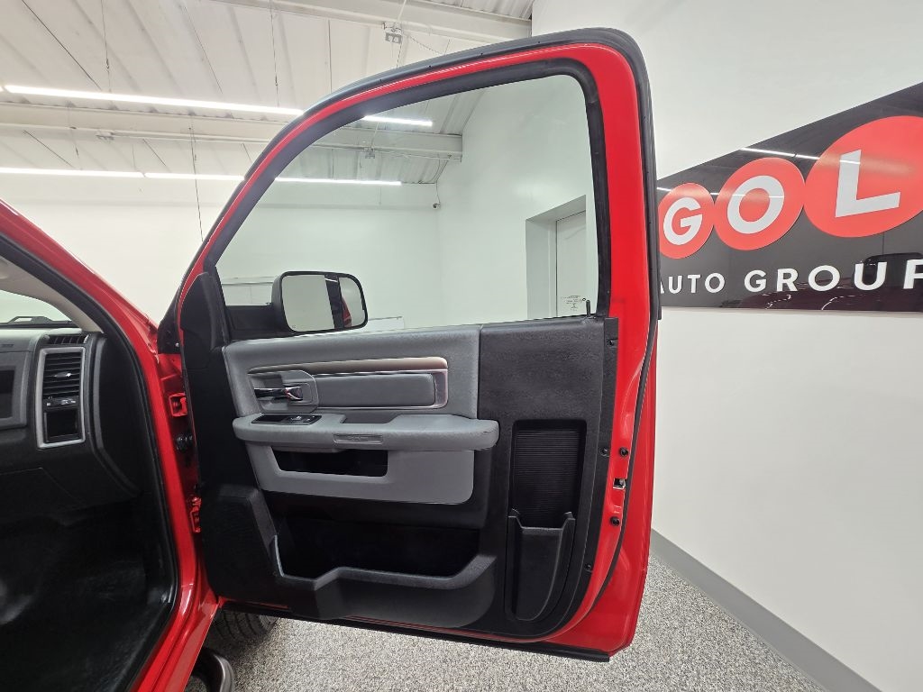 RAM 3500 Tradesman Regular Cab 2WD 2018