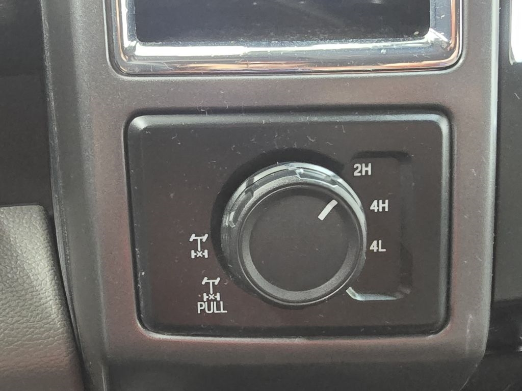 Ford F-150 XLT SuperCrew 5.5-ft. Bed 4WD 2015