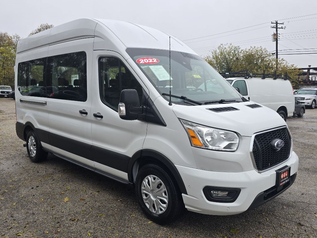 2022 Ford Transit 350 Wagon High Roof XLT w/Sliding Pass. 148-in. WB