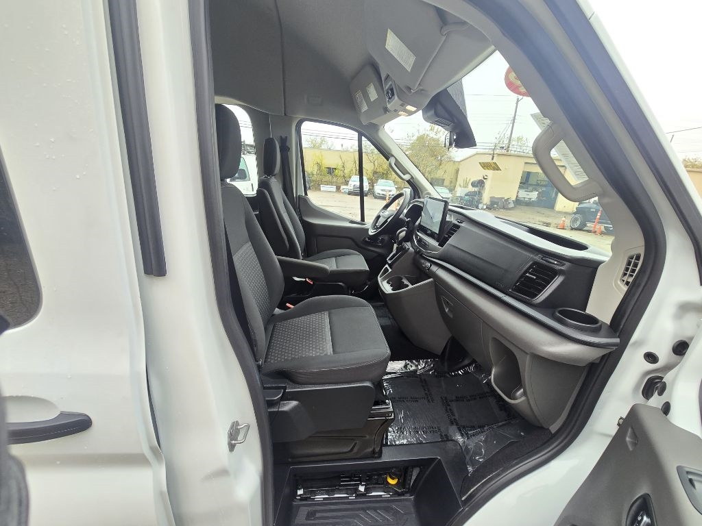 Ford Transit 350 Wagon High Roof XLT w/Sliding Pass. 148-in. WB 2022