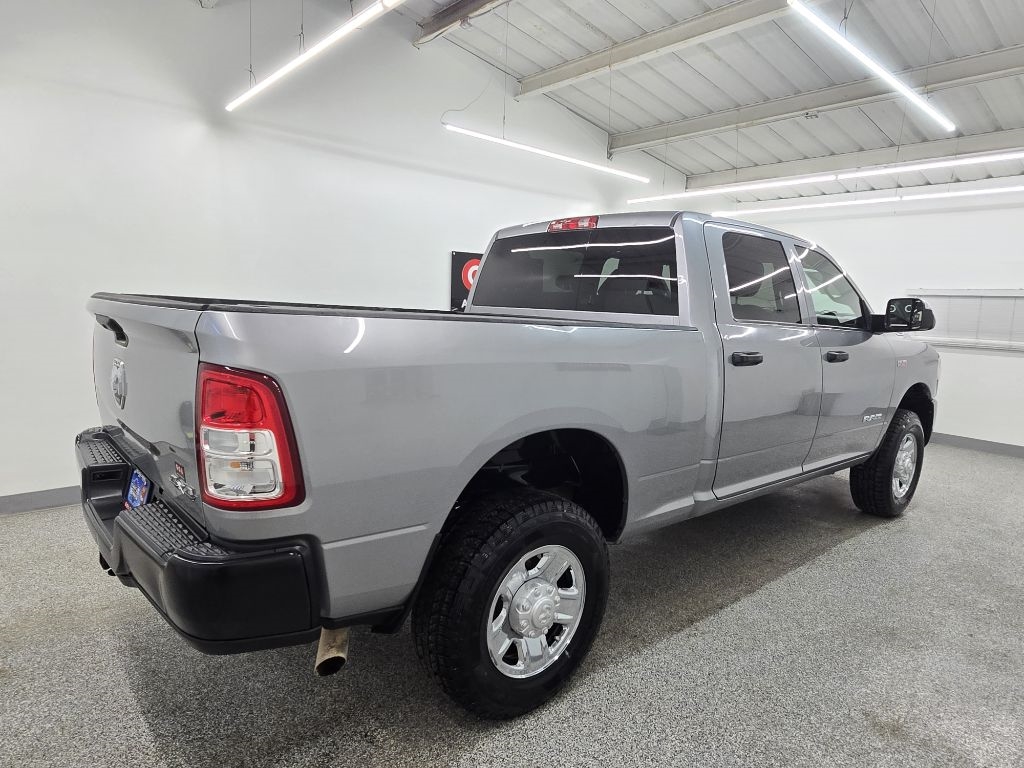 RAM 2500 Tradesman Crew Cab SWB 4WD 2022