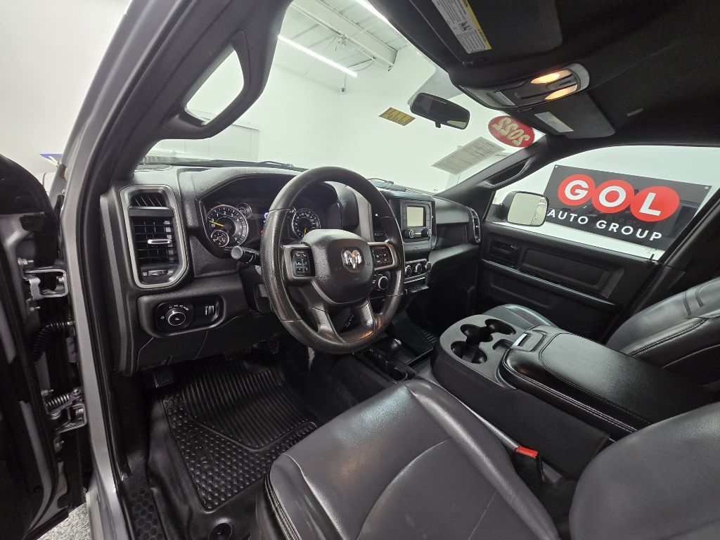 RAM 2500 Tradesman Crew Cab SWB 4WD 2022