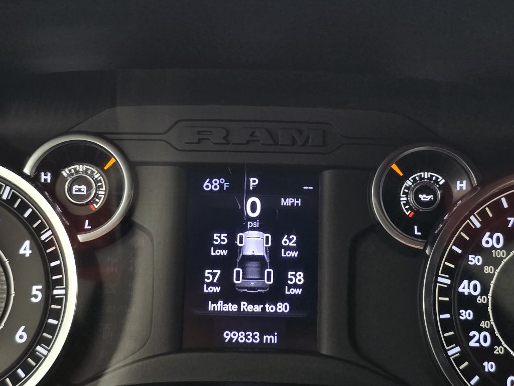 RAM 2500 Tradesman Crew Cab SWB 4WD 2022