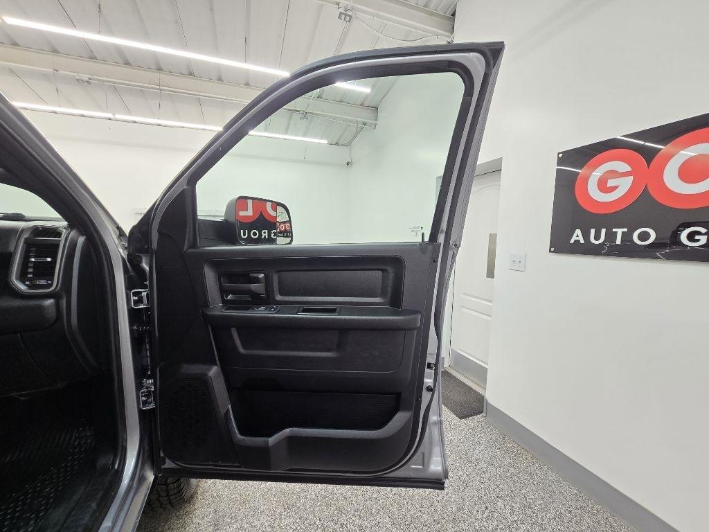2022 RAM Ram 2500 Pickup Tradesman - Photo 28