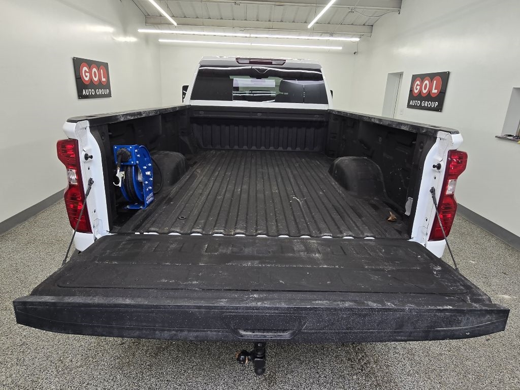 Chevrolet Silverado 2500HD Work Truck Crew Cab Long Box 4WD 2023