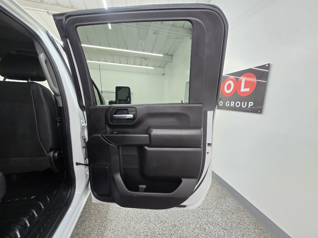 Chevrolet Silverado 2500HD Work Truck Crew Cab Long Box 4WD 2023