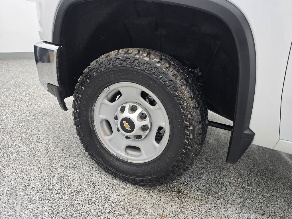 Chevrolet Silverado 2500HD Work Truck Crew Cab Long Box 4WD 2023