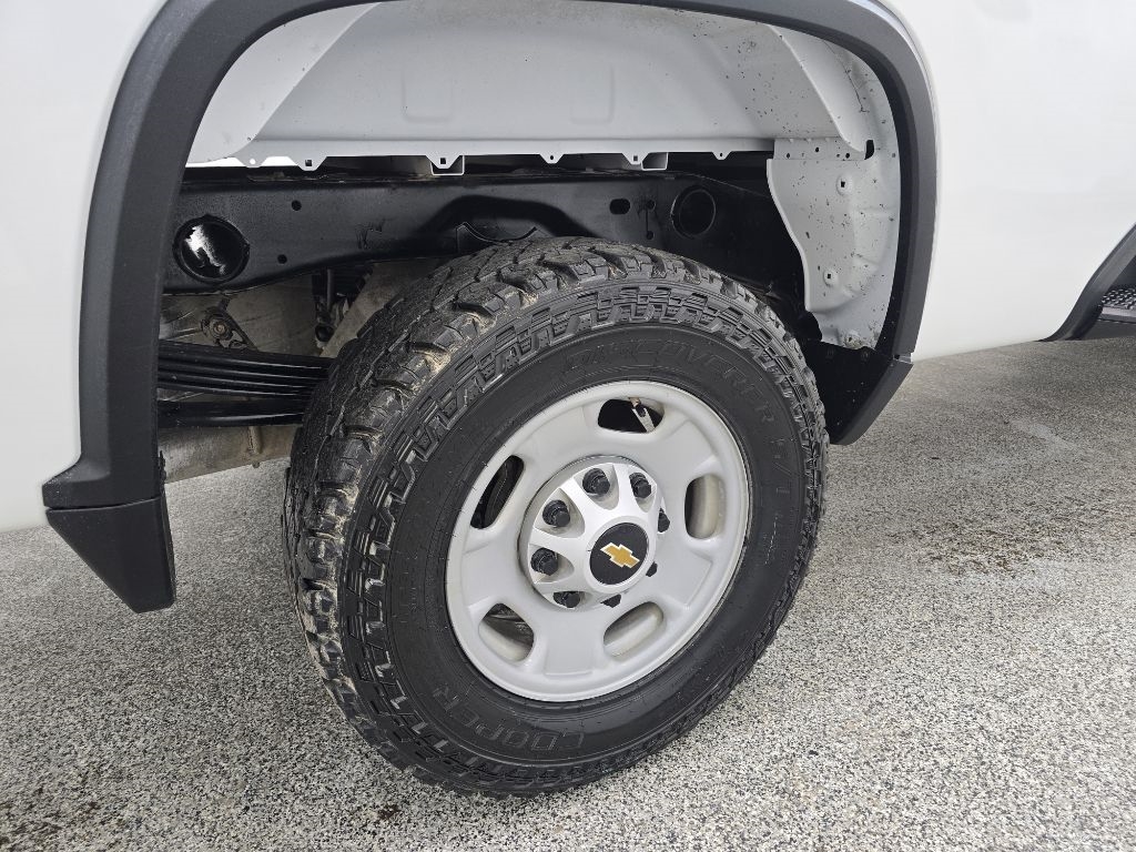 Chevrolet Silverado 2500HD Work Truck Crew Cab Long Box 4WD 2023