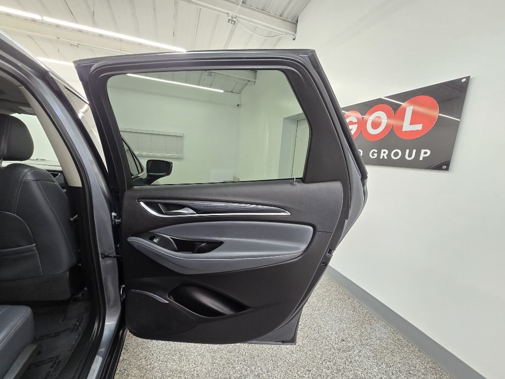 Buick Enclave Essence AWD 2019