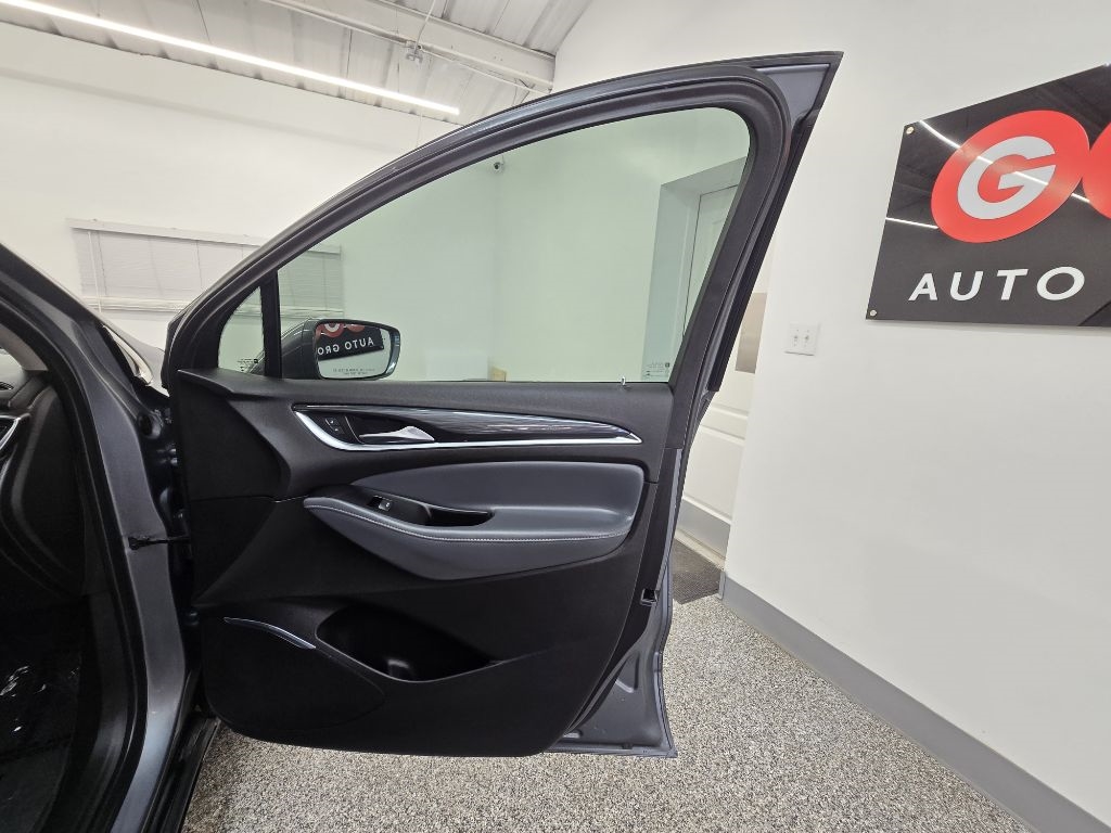 Buick Enclave Essence AWD 2019