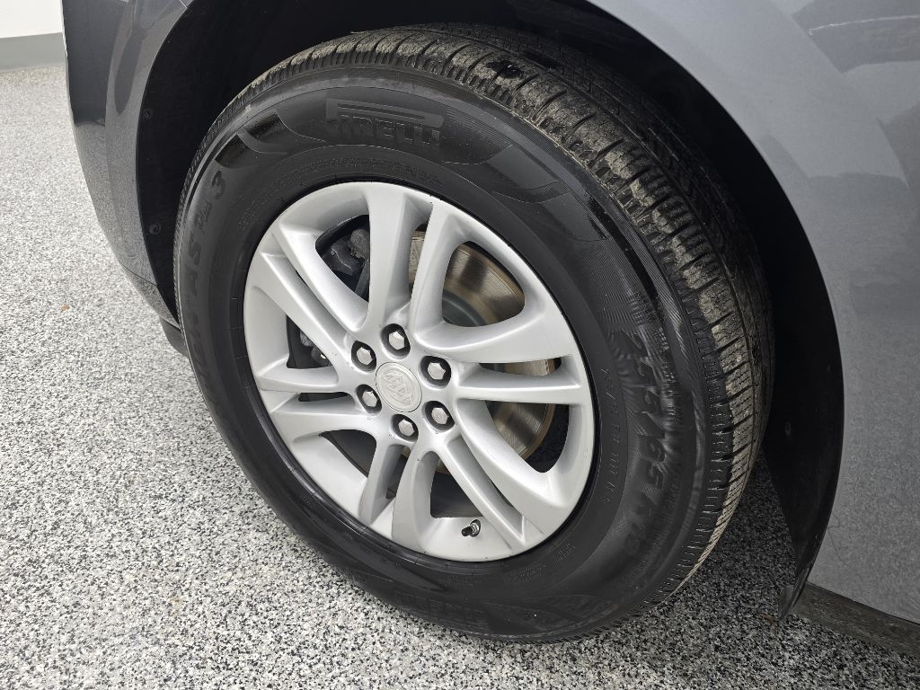 Buick Enclave Essence AWD 2019