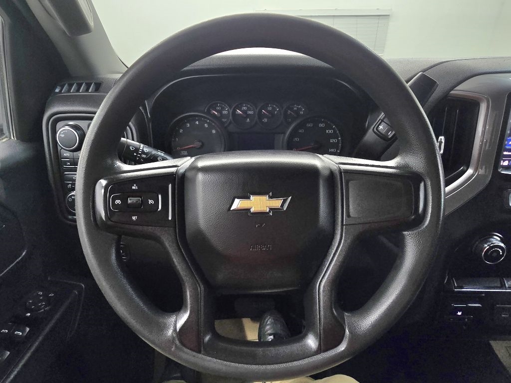 Chevrolet Silverado 1500 Work Truck Crew Cab Short Box 4WD 2021