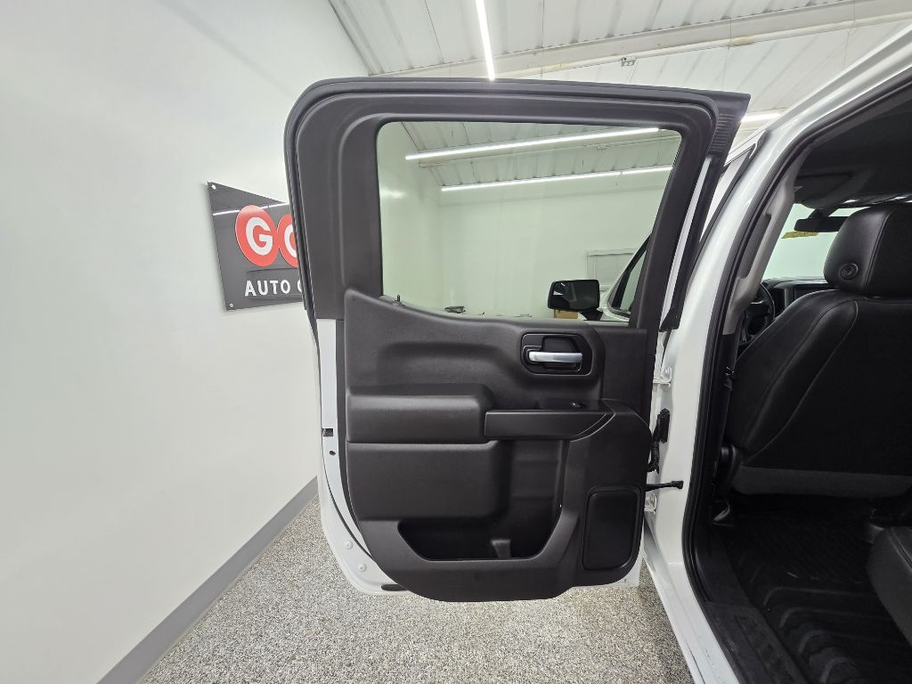 Chevrolet Silverado 1500 Work Truck Crew Cab Short Box 4WD 2021