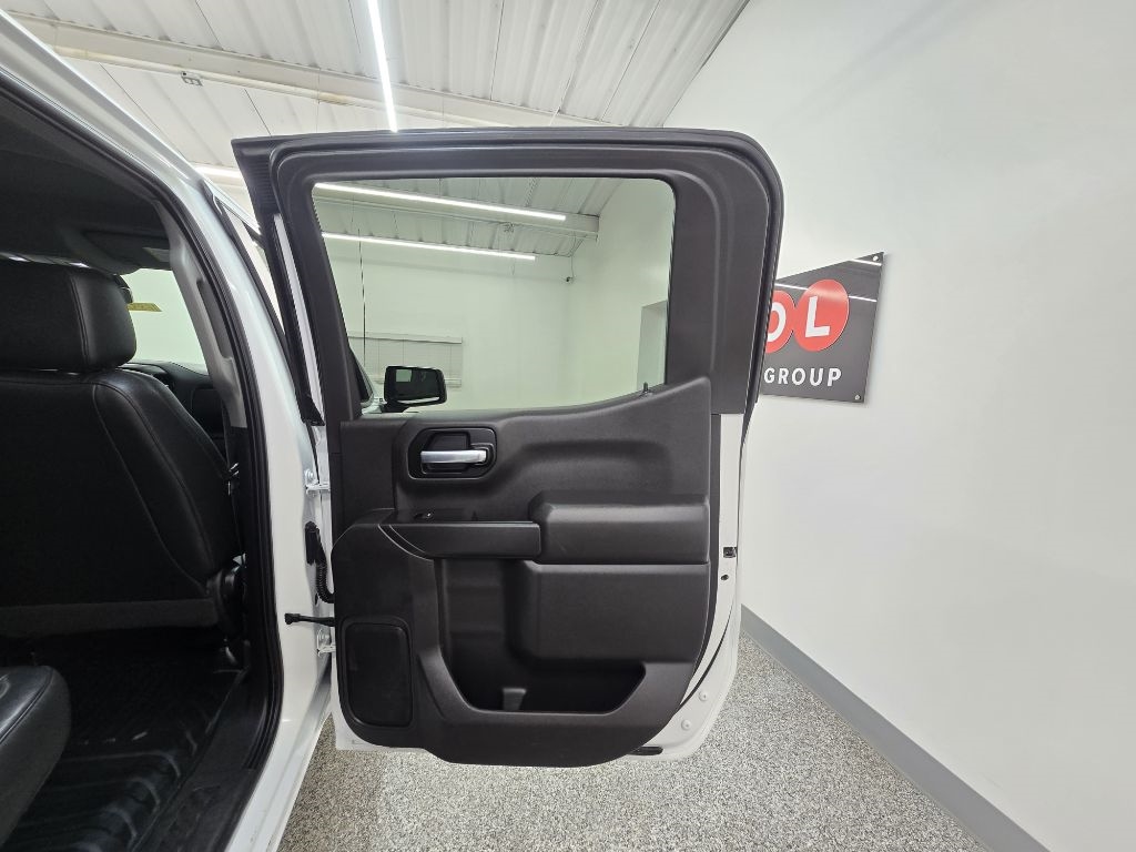 Chevrolet Silverado 1500 Work Truck Crew Cab Short Box 4WD 2021