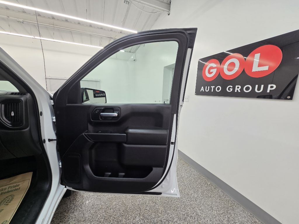 Chevrolet Silverado 1500 Work Truck Crew Cab Short Box 4WD 2021