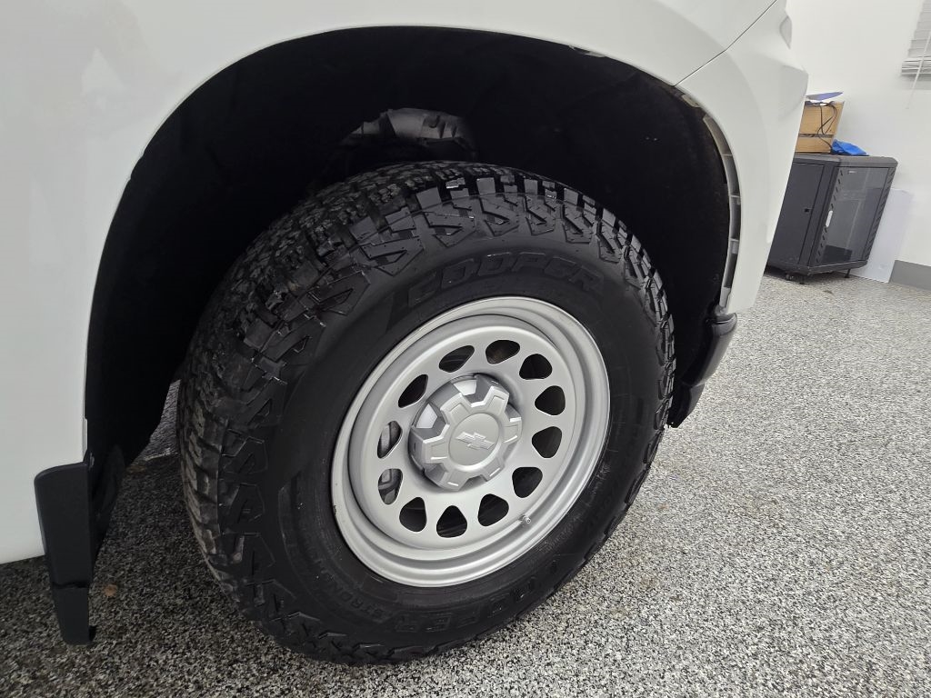 Chevrolet Silverado 1500 Work Truck Crew Cab Short Box 4WD 2021