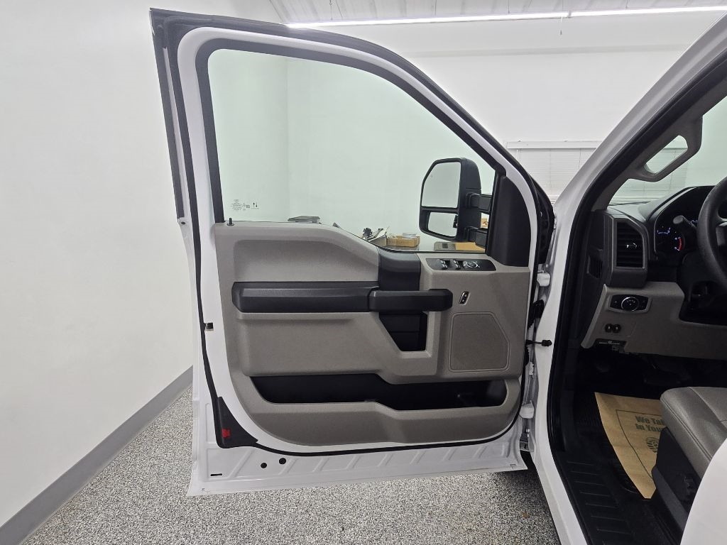 Ford F-250 SD XL SuperCab 2WD 2022