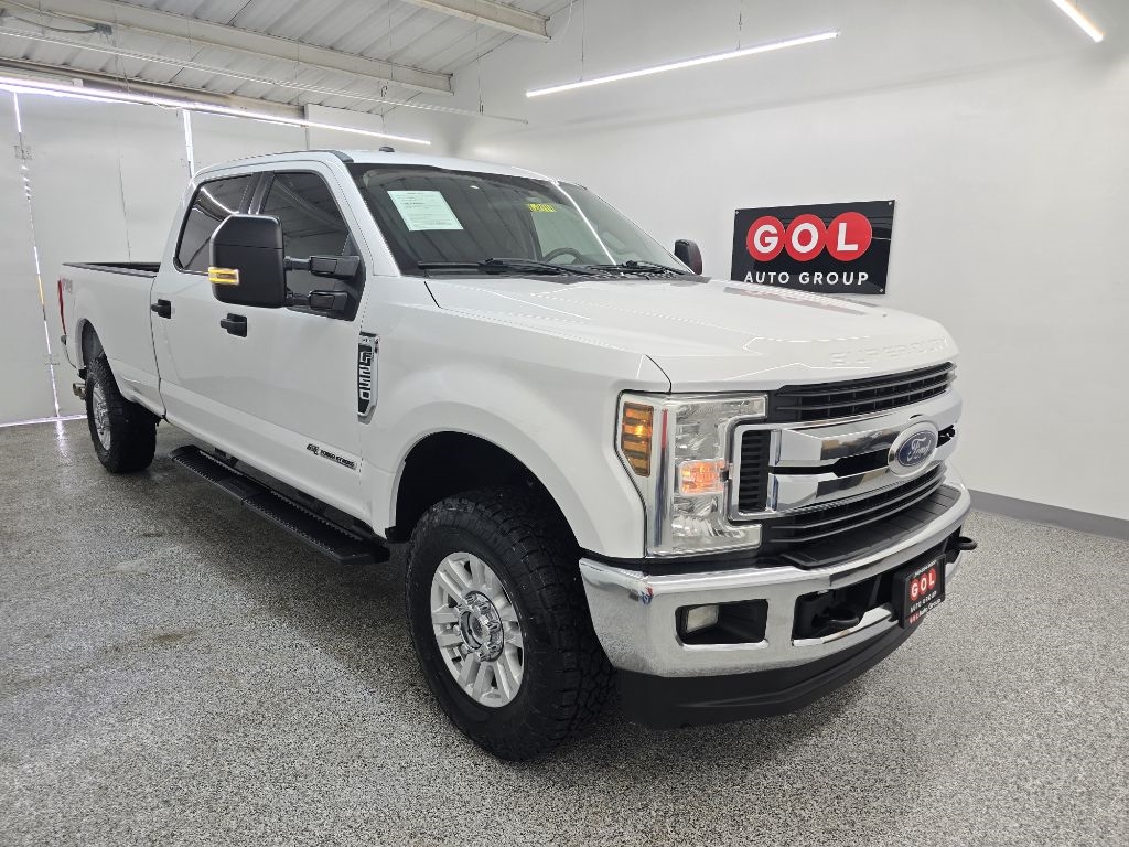 2019 Ford F-250 SD XLT Crew Cab Long Bed 4WD