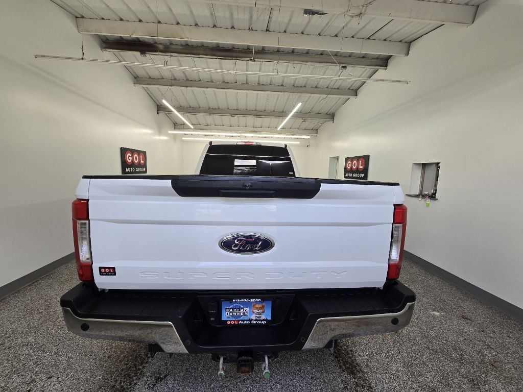 Ford F-250 SD XLT Crew Cab Long Bed 4WD 2019