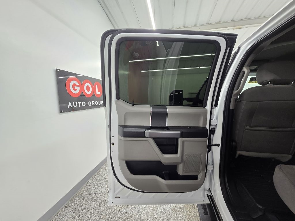 Ford F-250 SD XLT Crew Cab Long Bed 4WD 2019