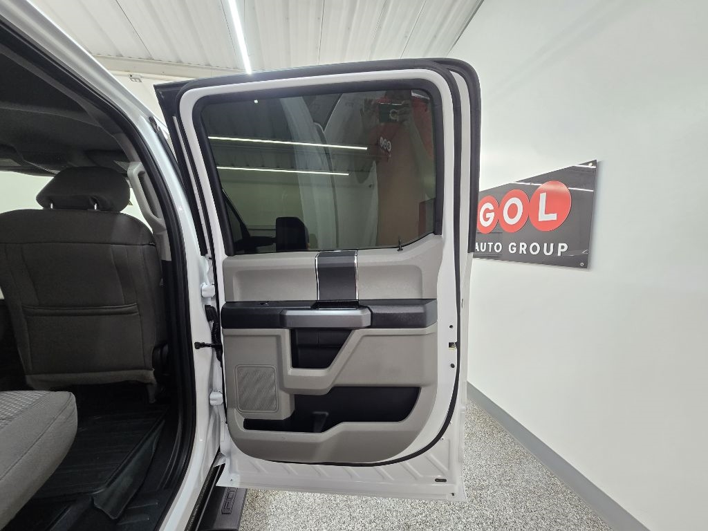 Ford F-250 SD XLT Crew Cab Long Bed 4WD 2019