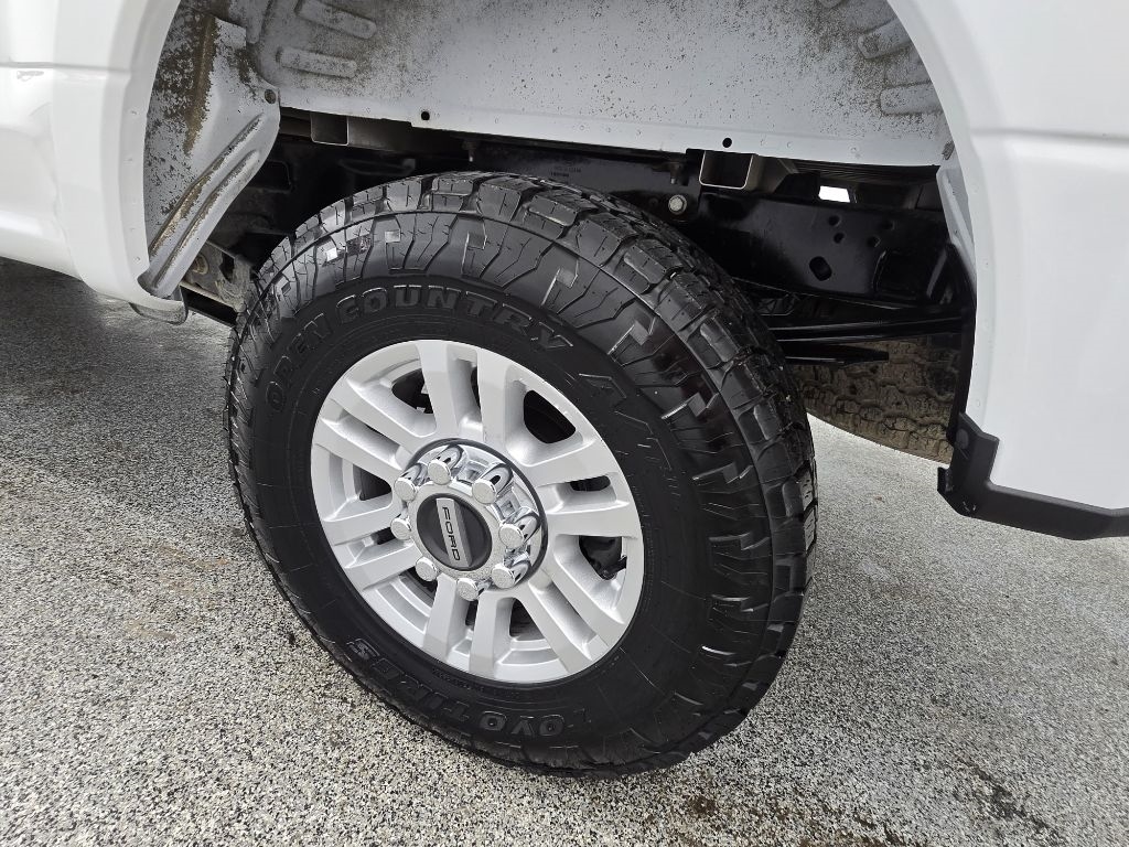 Ford F-250 SD XLT Crew Cab Long Bed 4WD 2019