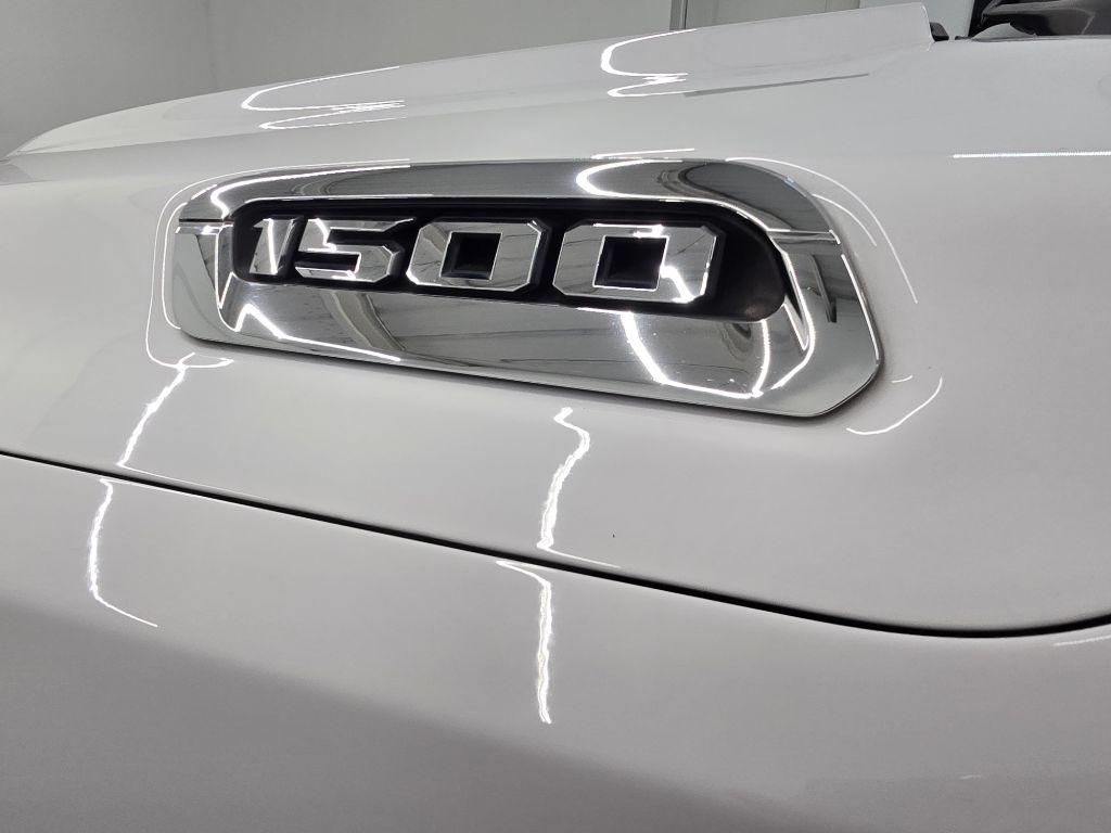 RAM 1500 Laramie Crew Cab LWB 2WD 2020