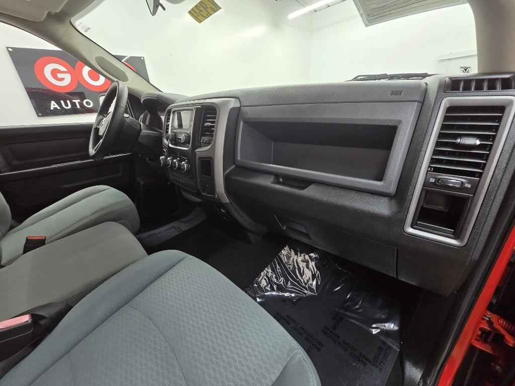 RAM 1500 Tradesman Quad Cab 2WD 2014