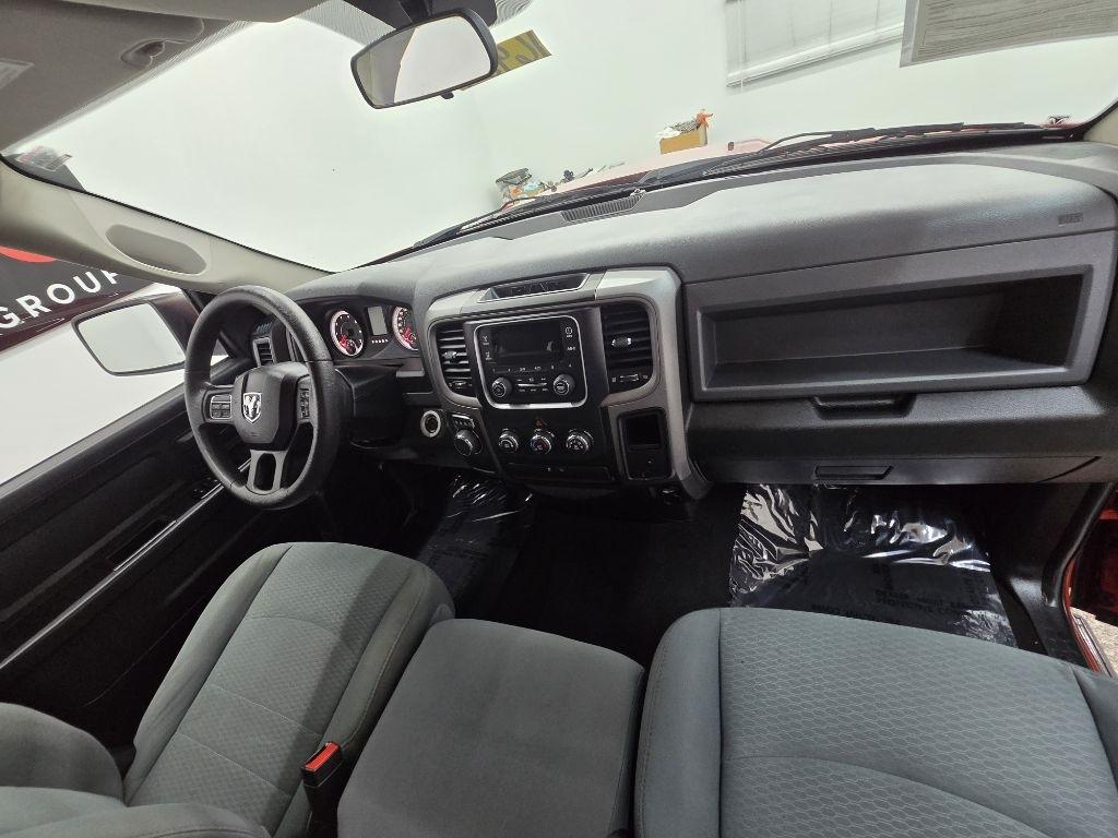 RAM 1500 Tradesman Quad Cab 2WD 2014