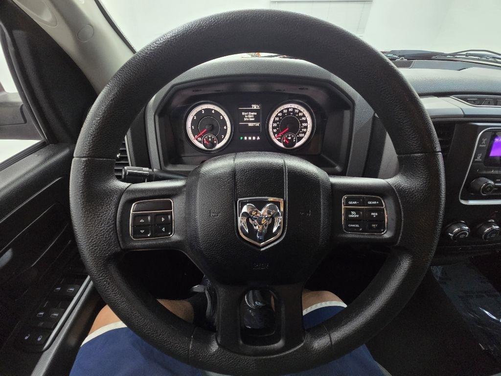 RAM 1500 Tradesman Quad Cab 2WD 2014