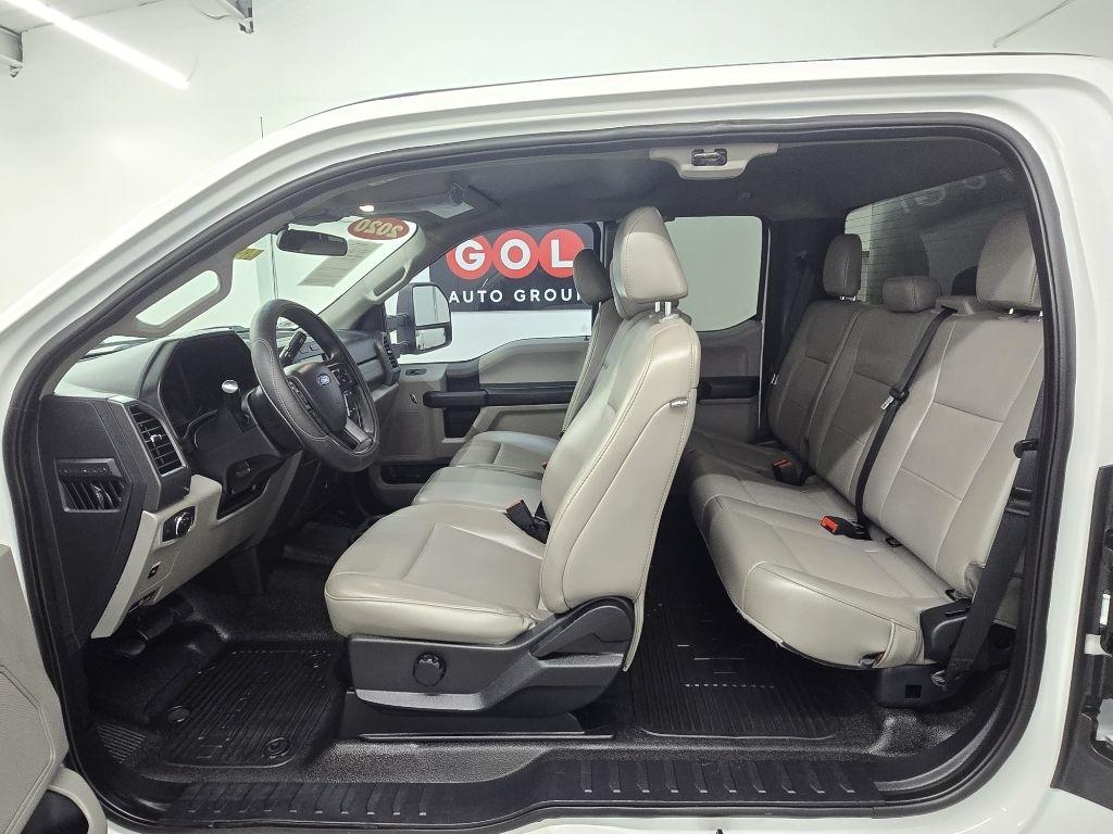 Ford F-350 SD XL SuperCab SWB 2WD 2020