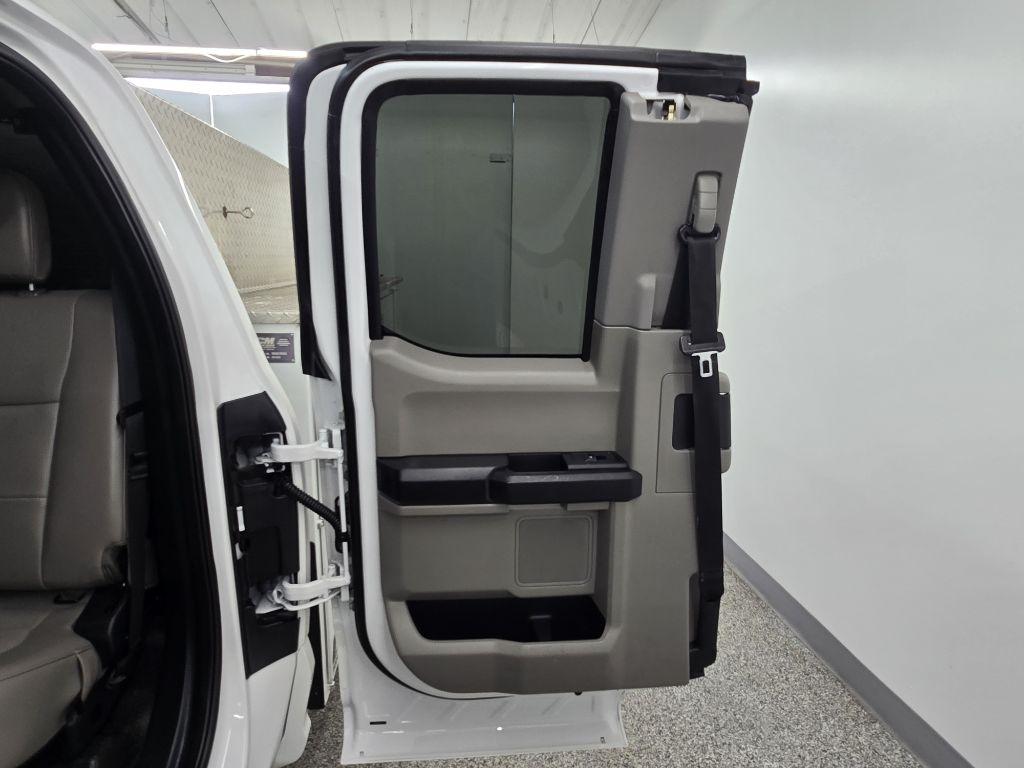 Ford F-350 SD XL SuperCab SWB 2WD 2020