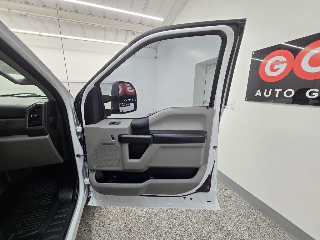 Ford F-350 SD XL SuperCab SWB 2WD 2020