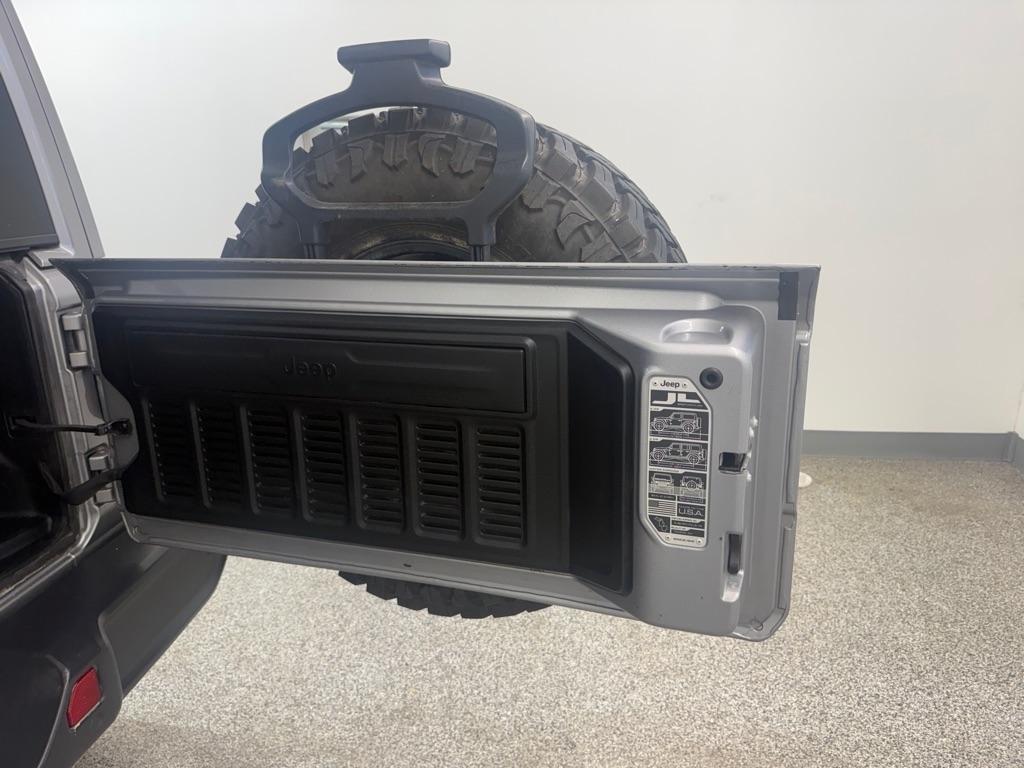 Jeep Wrangler Unlimited Sahara 2018