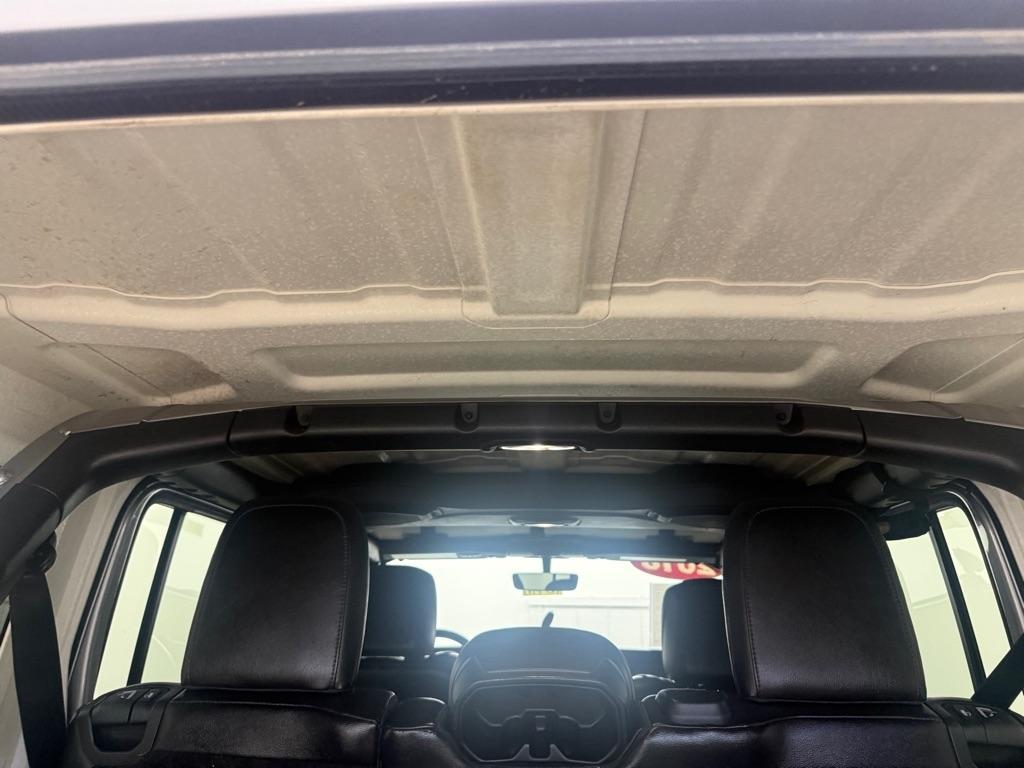 Jeep Wrangler Unlimited Sahara 2018