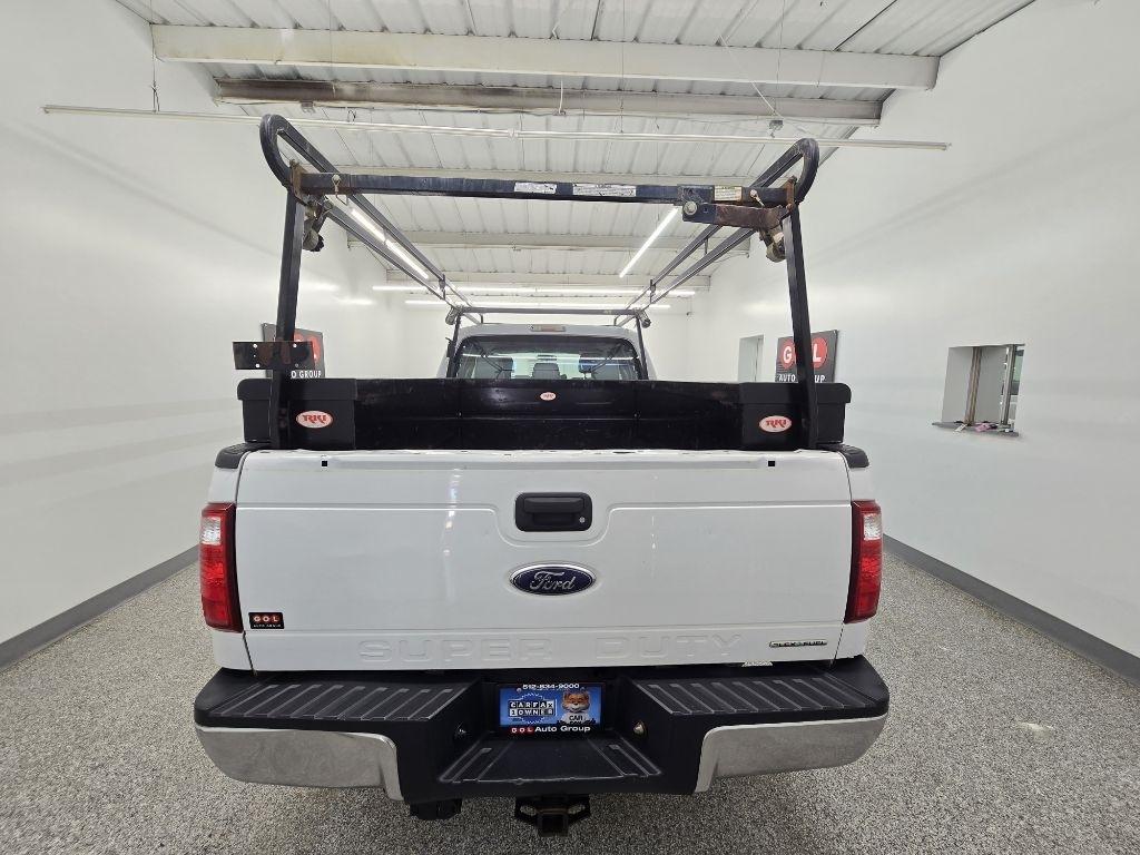 Ford F-250 SD XL Crew Cab 2WD 2016